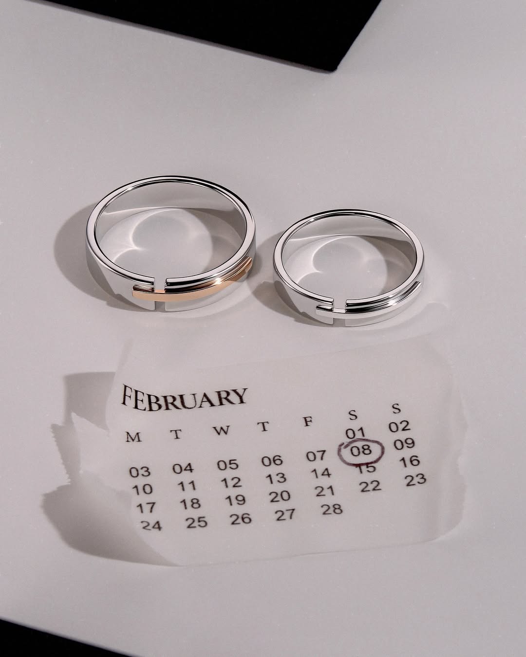 Фото: Обручальное кольцо CHUVSTVA 310