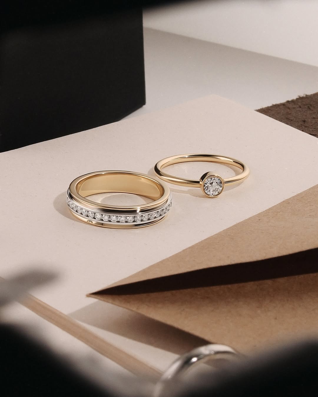 Фото: Помолвочное кольцо CHUVSTVA 3363