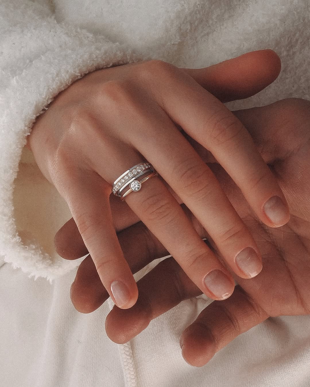 Фото: Помолвочное кольцо CHUVSTVA 3363