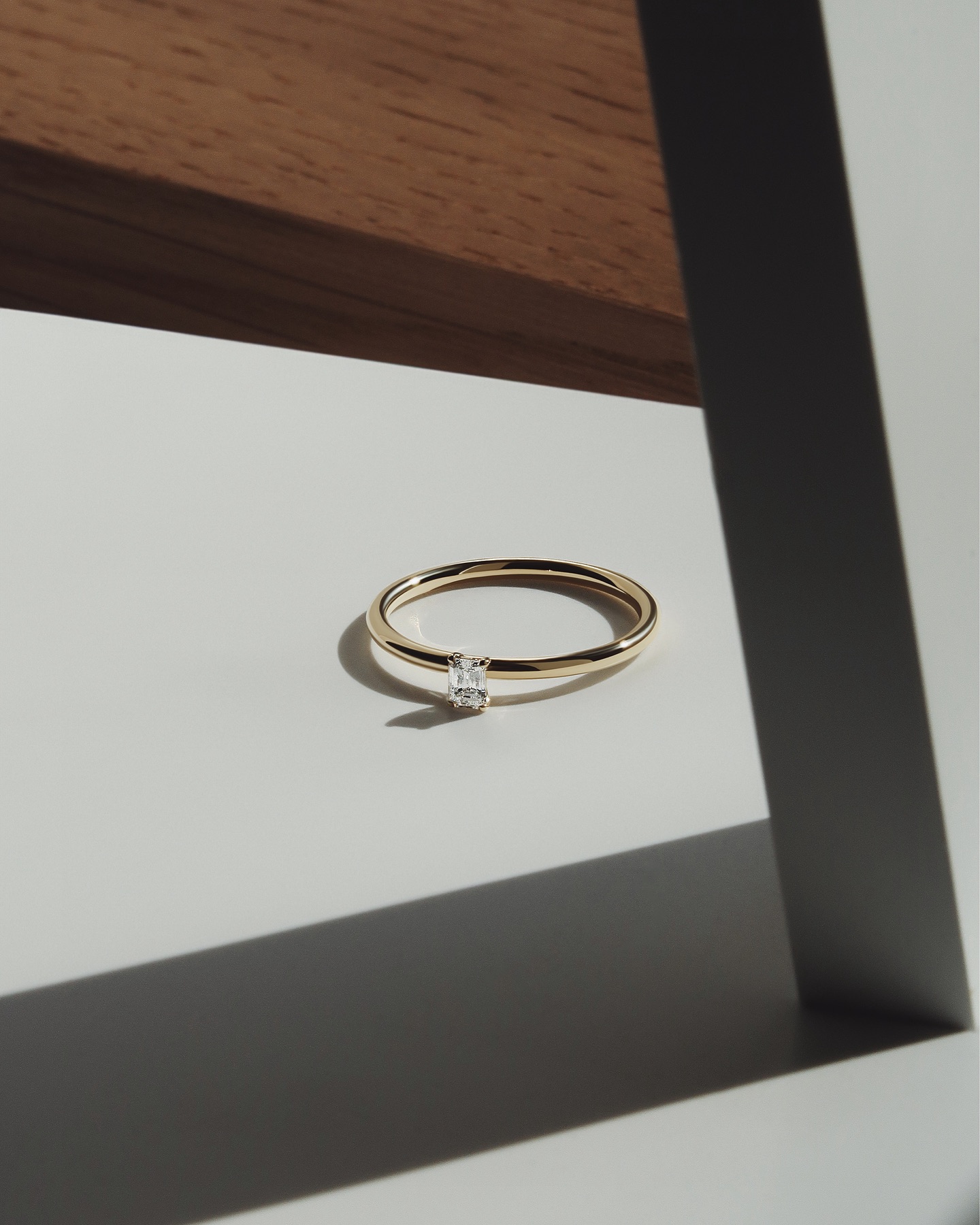 Фото: Помолвочное кольцо CHUVSTVA 3373