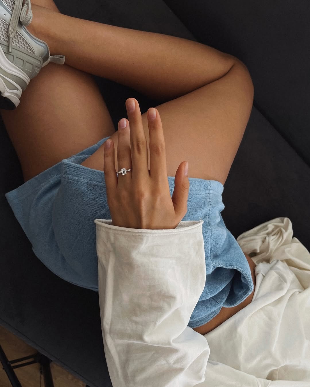 Фото: Помолвочное кольцо CHUVSTVA 3373