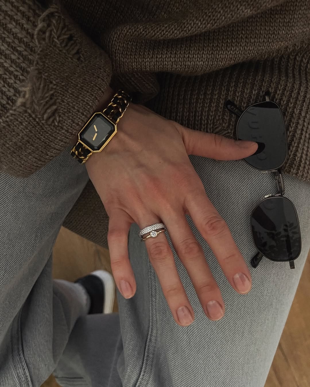 Фото: Помолвочное кольцо CHUVSTVA 3363