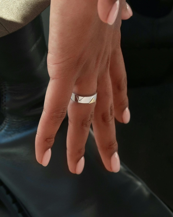 Обручальное кольцо CHUVSTVA 335