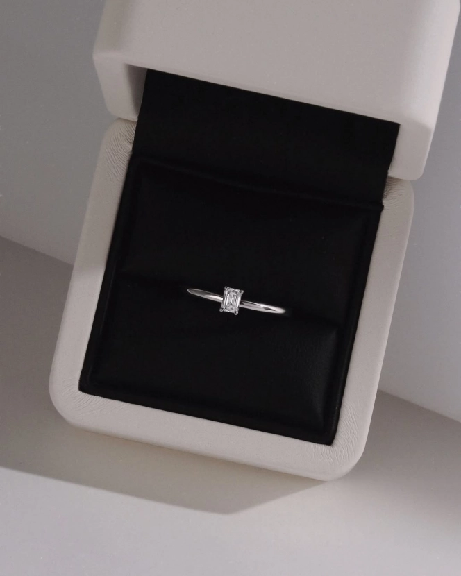 Помолвочное кольцо CHUVSTVA 3373