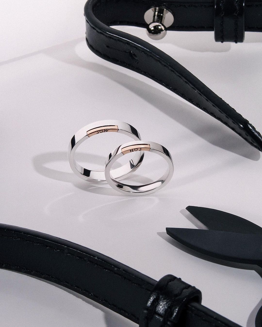 Фото: Обручальное кольцо CHUVSTVA 317 