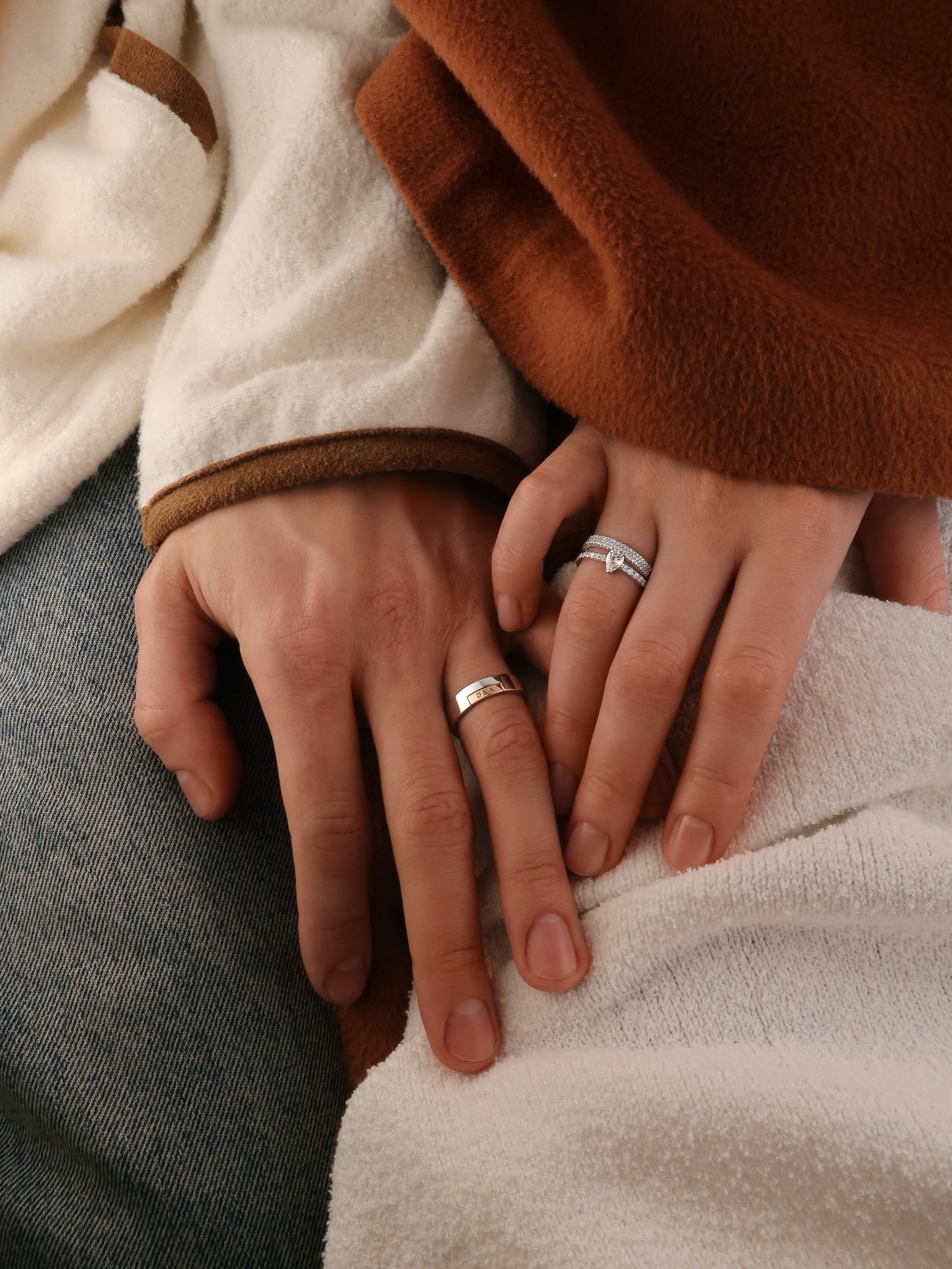 Фото: Помолвочное кольцо CHUVSTVA 3379