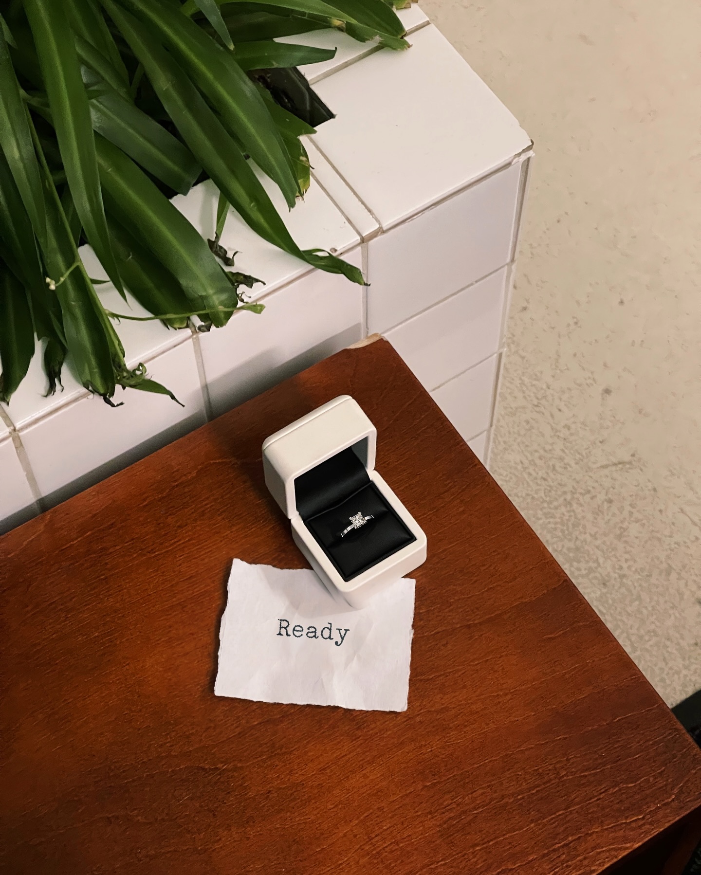 Фото: Помолвочное кольцо CHUVSTVA 3350