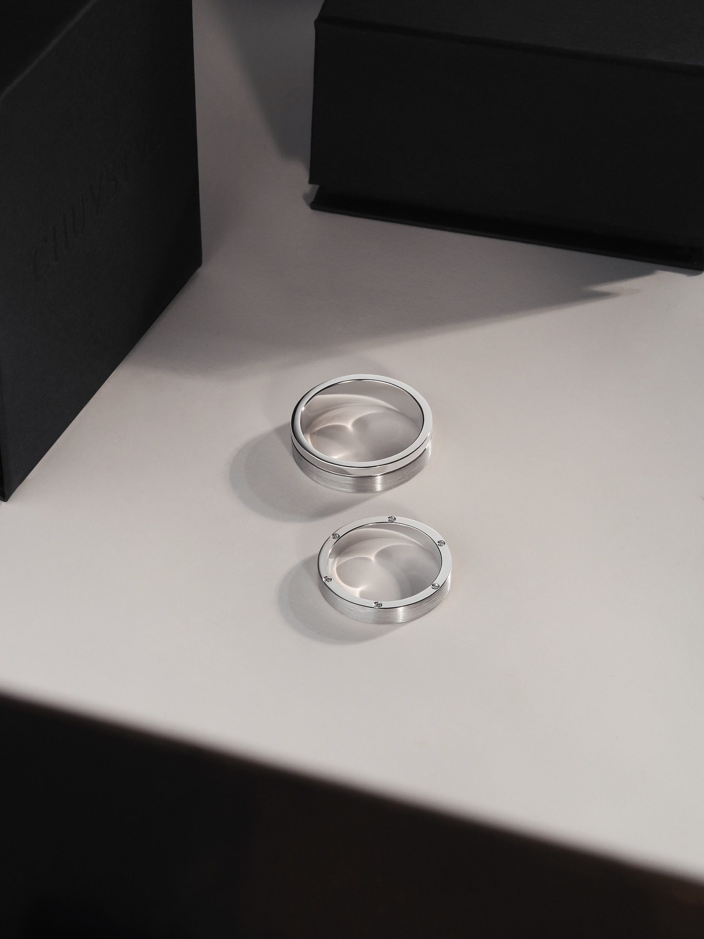 Фото: Обручальное кольцо CHUVSTVA 235