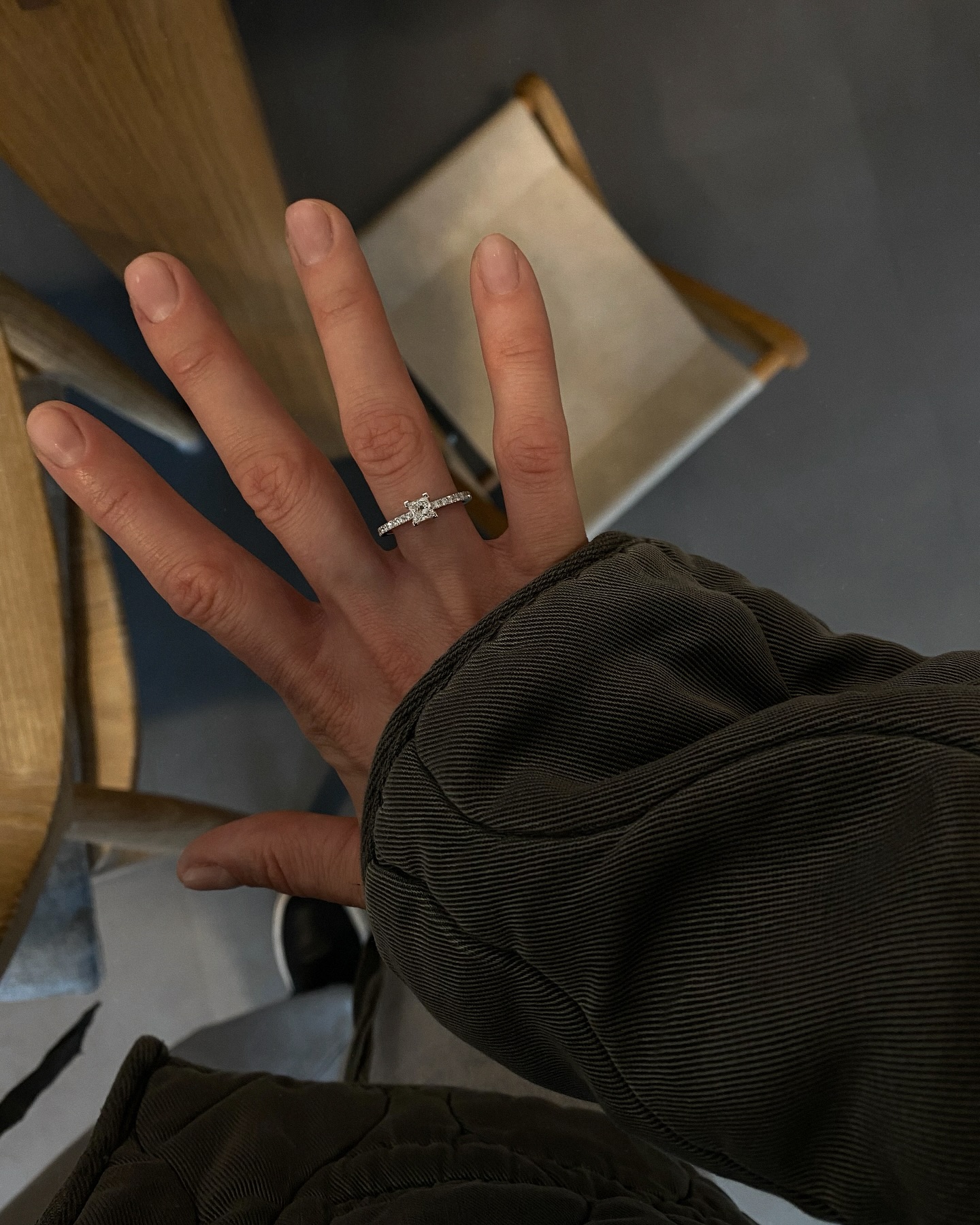 Фото: Помолвочное кольцо CHUVSTVA 3380