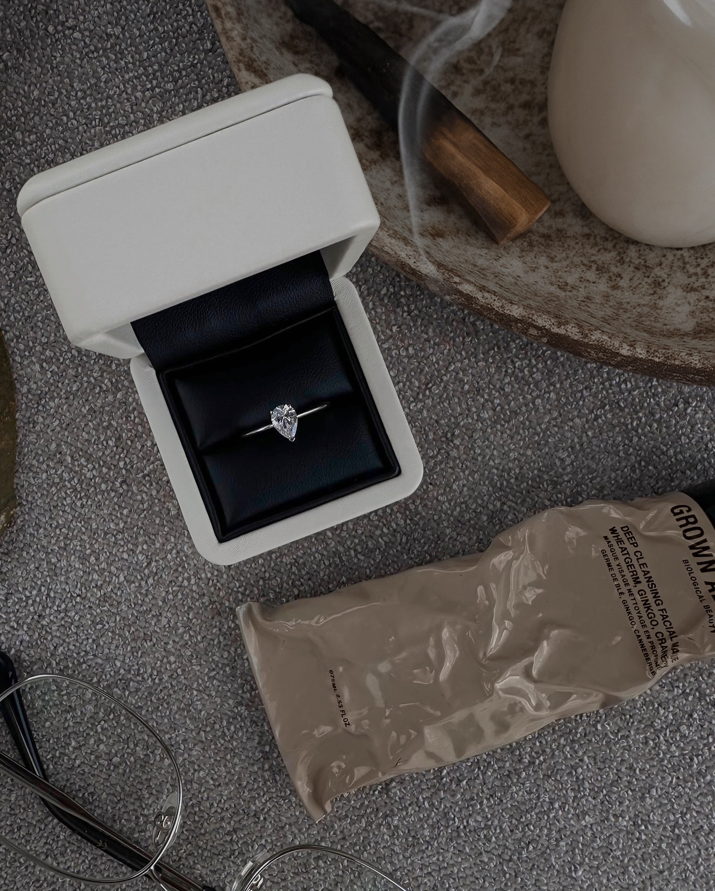 Фото: Помолвочное кольцо CHUVSTVA 3376