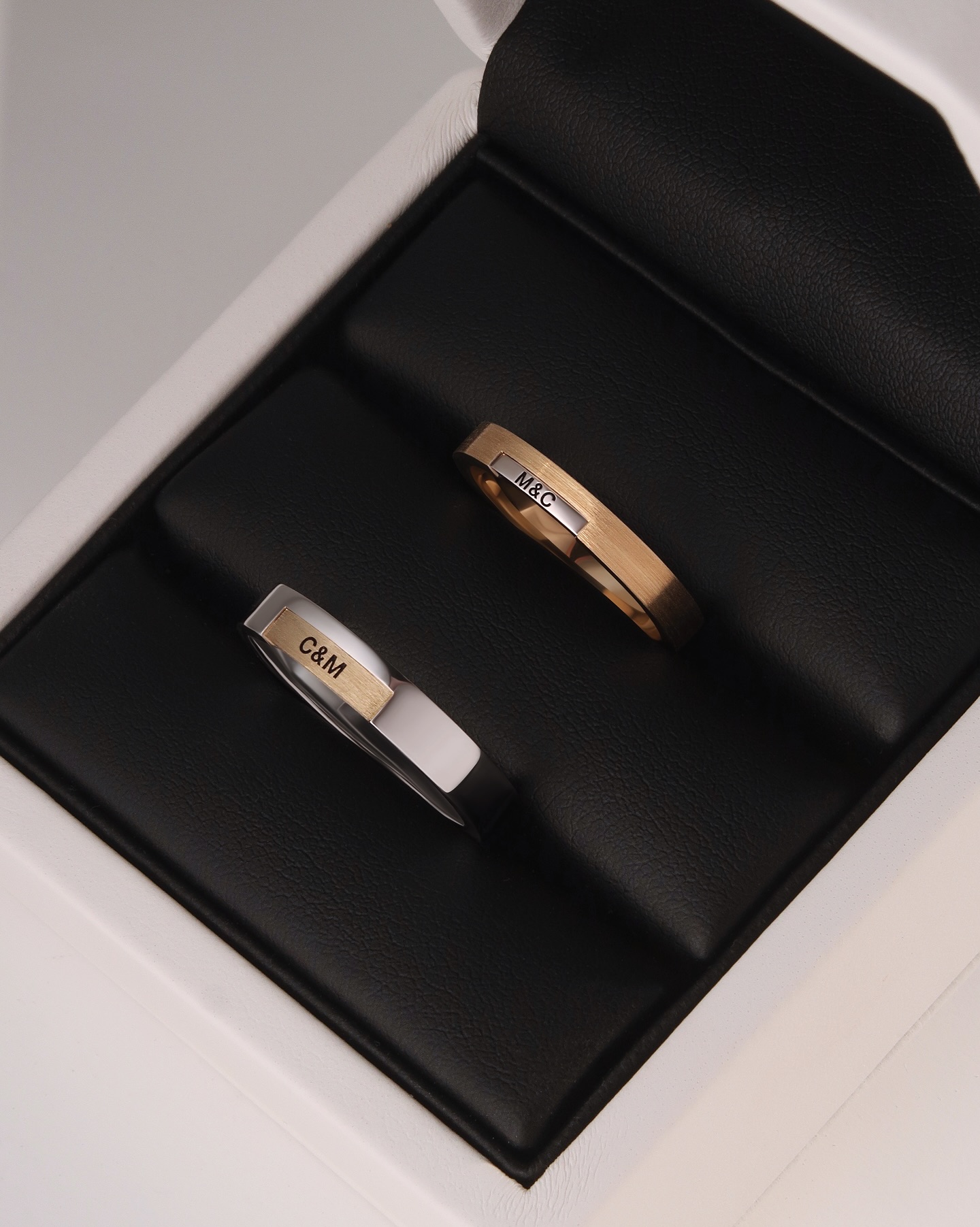 Фото: Обручальное кольцо CHUVSTVA 317 