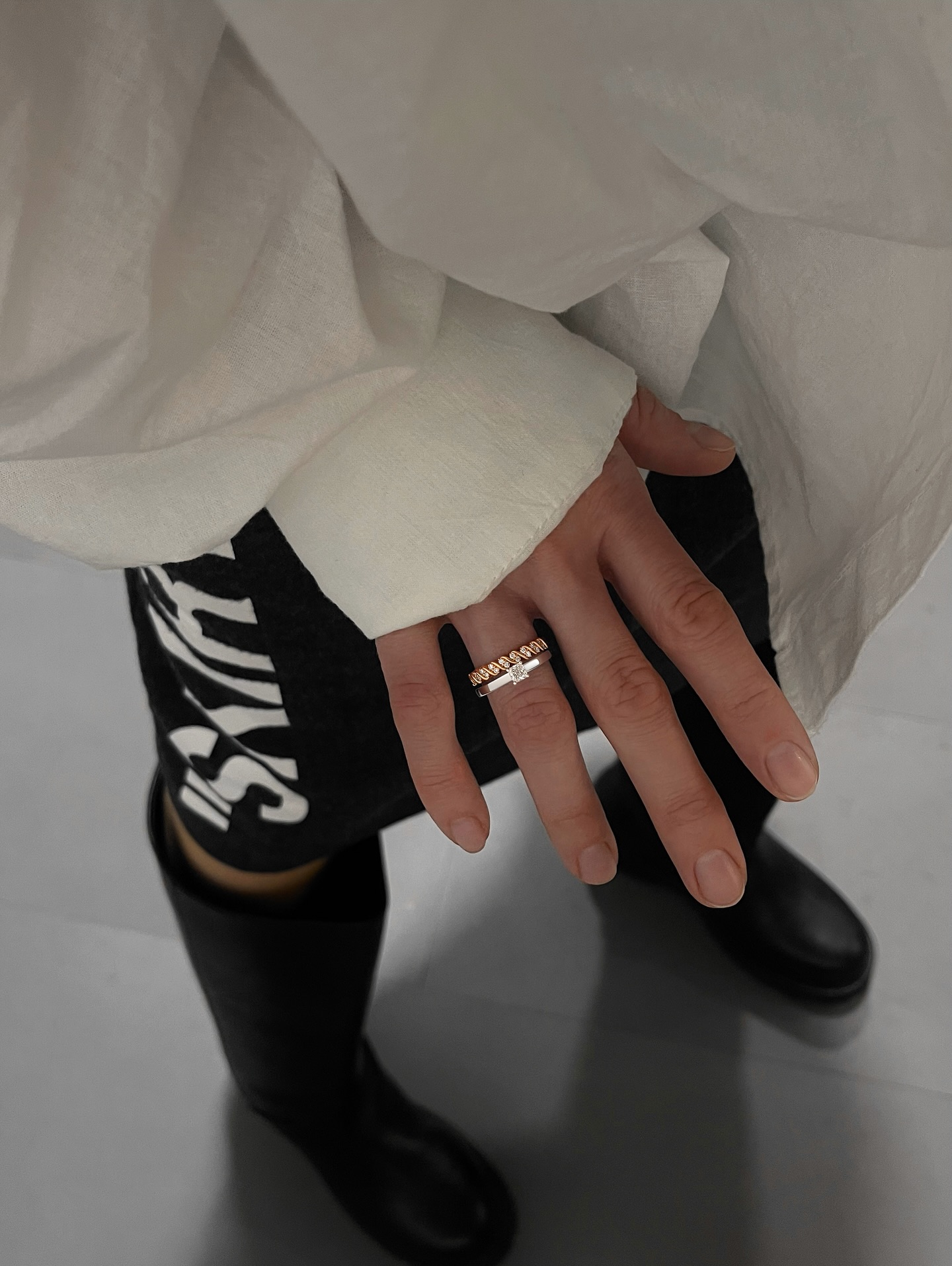 Фото: Помолвочное кольцо CHUVSTVA 3371