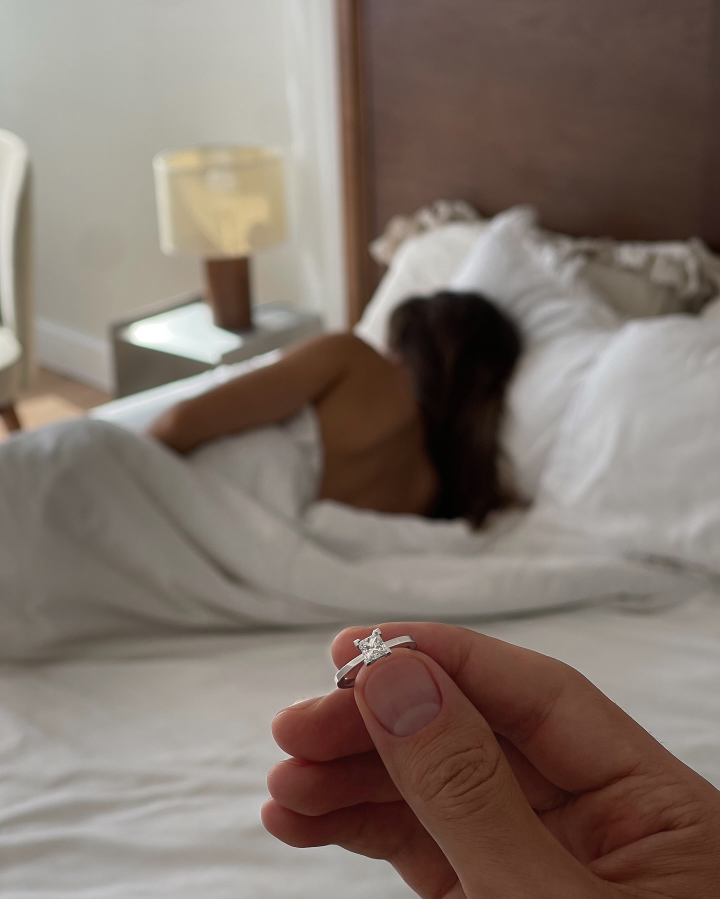 Фото: Помолвочное кольцо CHUVSTVA 3350