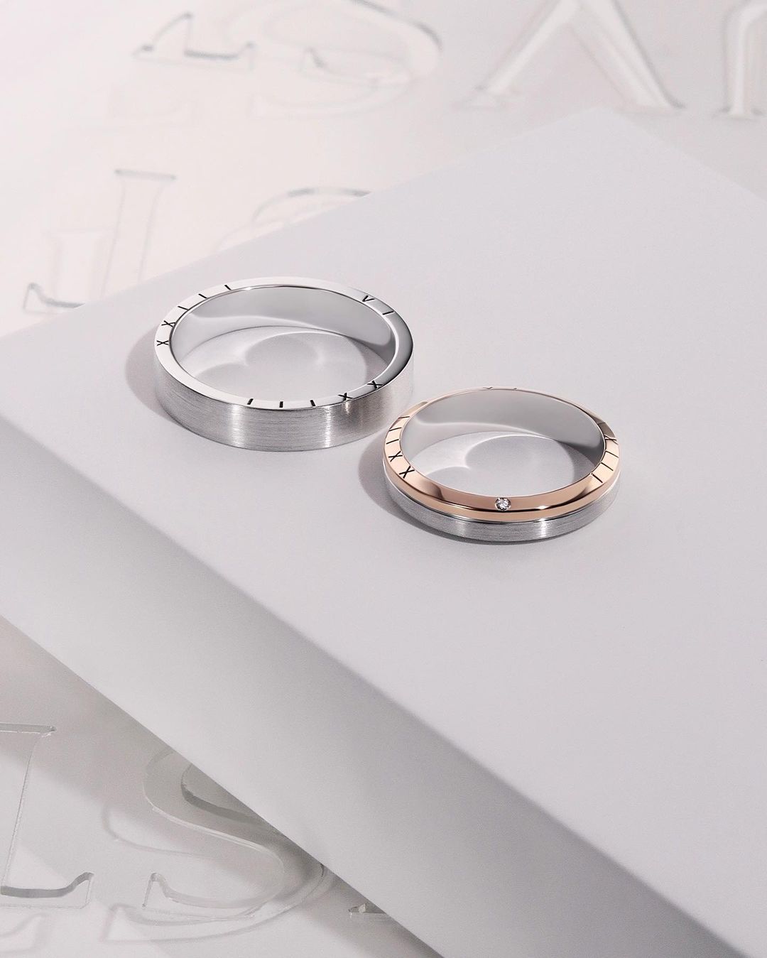 Фото: Обручальное кольцо CHUVSTVA 333