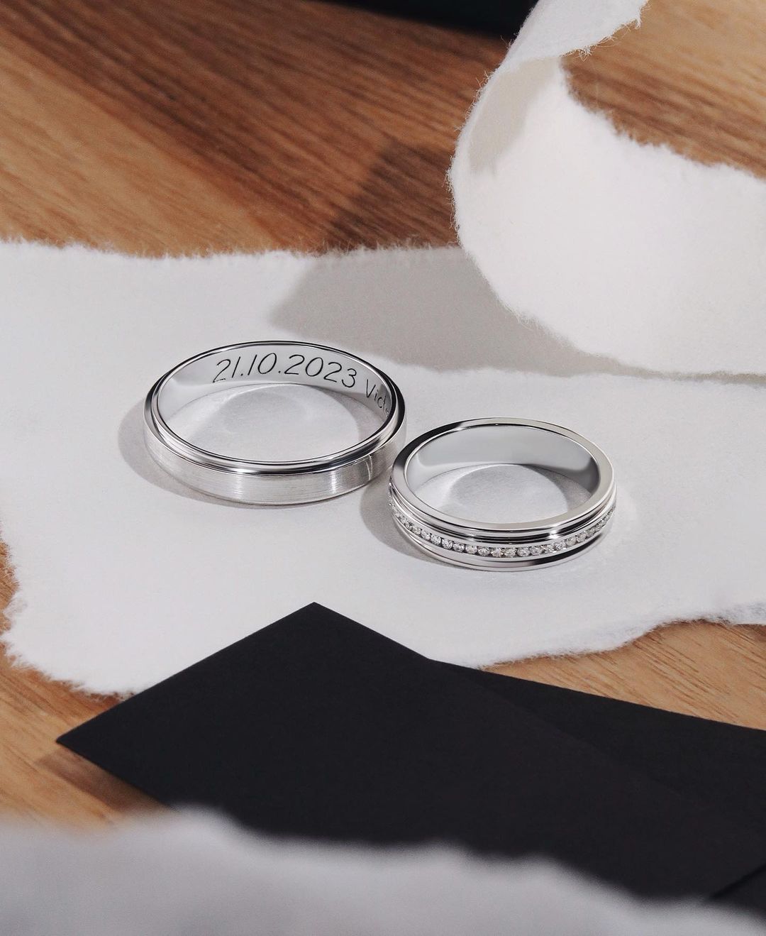 Фото: Обручальное кольцо CHUVSTVA 142