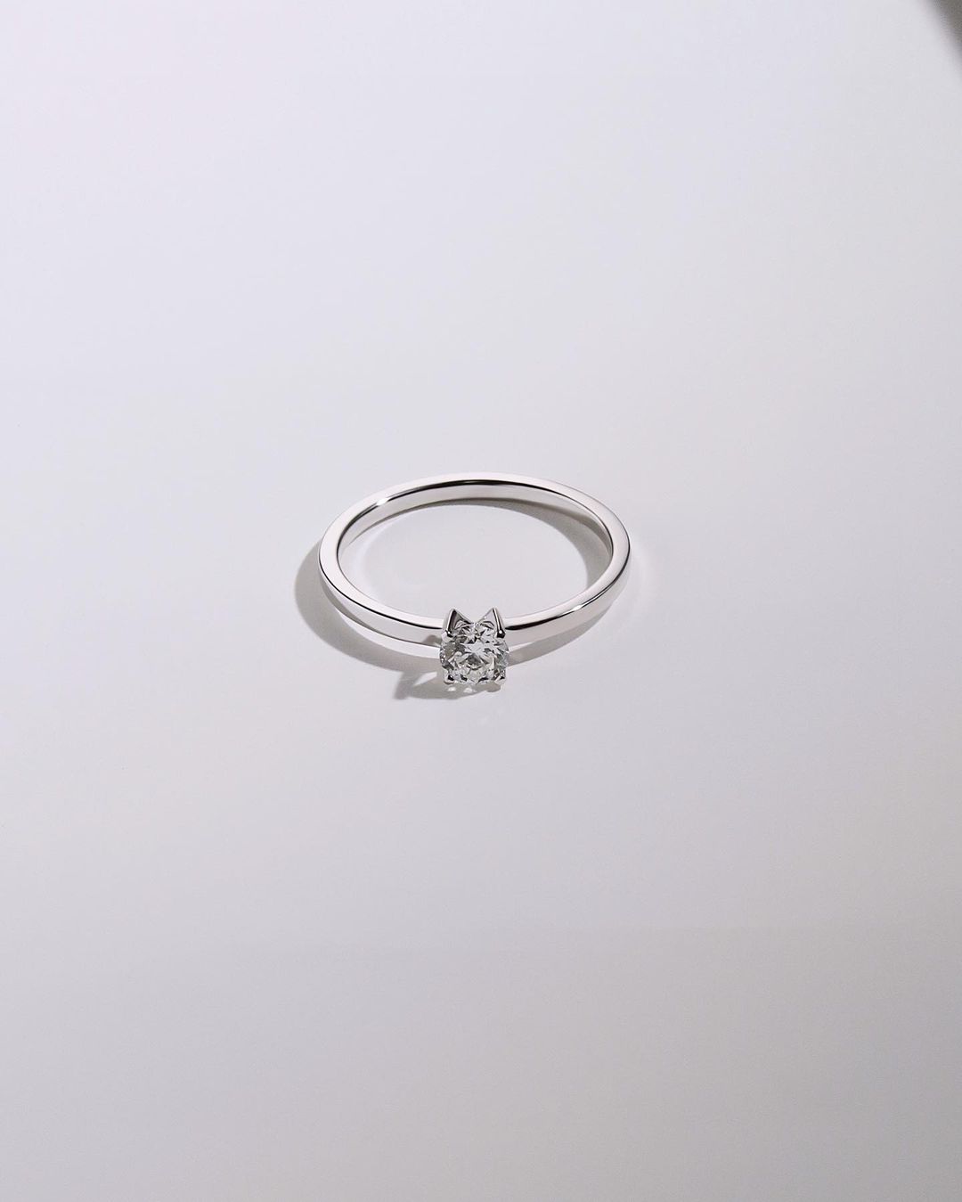 Фото: Помолвочное кольцо CHUVSTVA 3343