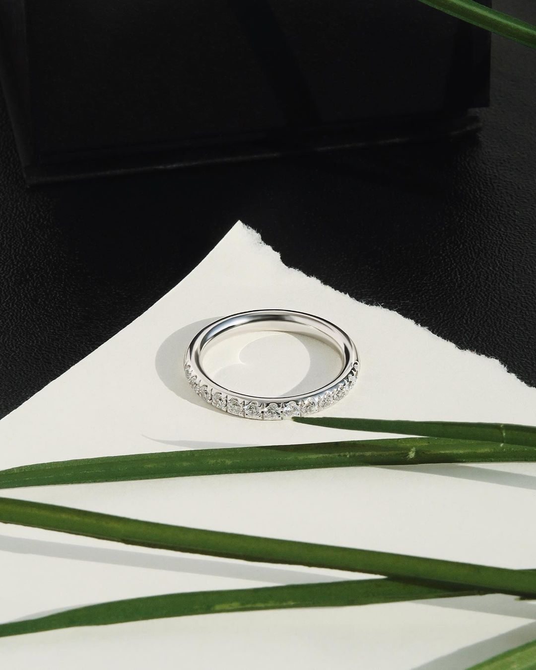 Фото: Обручальное кольцо CHUVSTVA 346